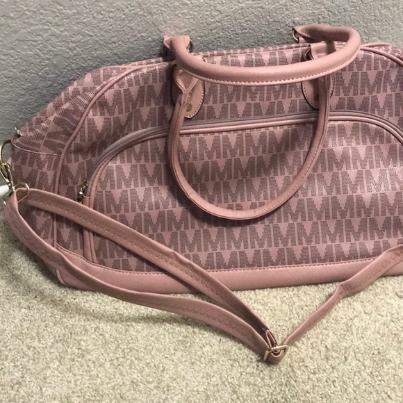 LAST 1! NWT Travel Bag Boutique - Picture 9 of 9